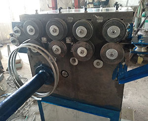 桶箍（gū）機